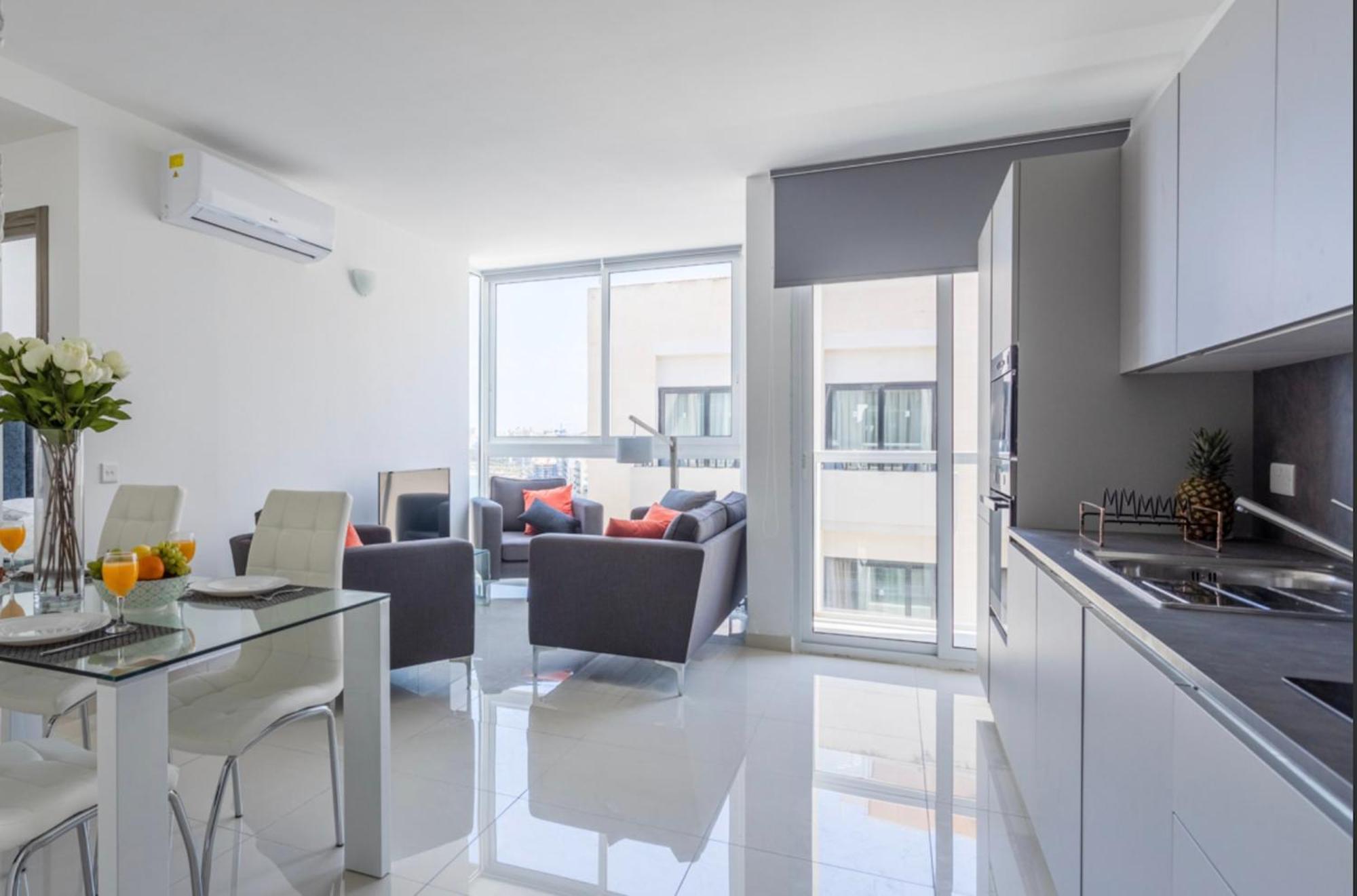 Saint Julian - Lovely Apartment With Terrace - Cityapartmentstay San Ġiljan Extérieur photo